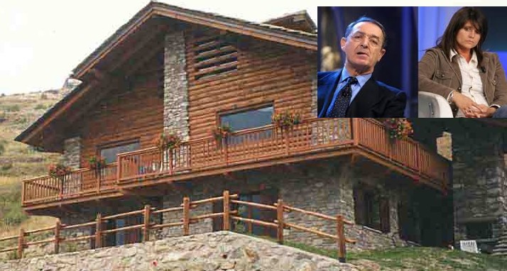 Cogne, l’avvocato Carlo Taormina vuole pignorare la villa di Annamaria Franzoni per i mancati pagamenti della sua ex assistita