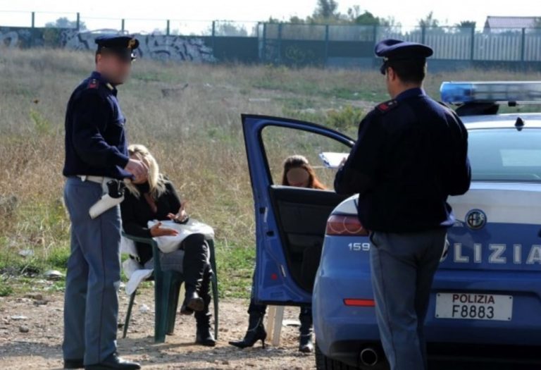 Marina di Lesina (Foggia), dieci donne costrette a prostituirsi: arrestati due bulgari
