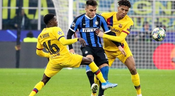Calcio, disastro Champion per l’Inter: perde con il Barcellona ed è fuori dalla competizione