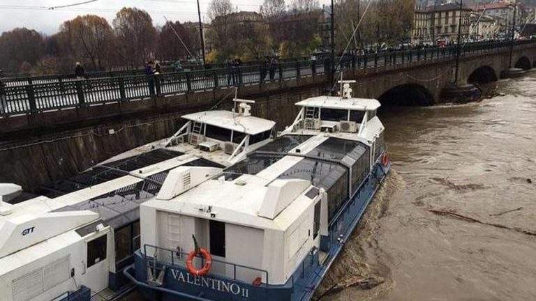 Torino, al via il processo per il naufragio dei battelli sul Po del 2016