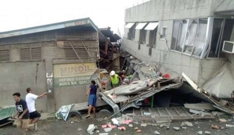Filippine, terremoto di magnitudo 6.7: 4 morti e oltre 80 feriti