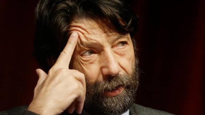 Covid, l’ira del professor Cacciari: “Il super Green pass è un grave atto anticostituzionale”