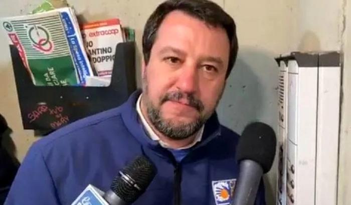 Primo passo indietro di Salvini: “Se il ragazzo della famiglia tunisina non spaccia avrà le mie scuse”