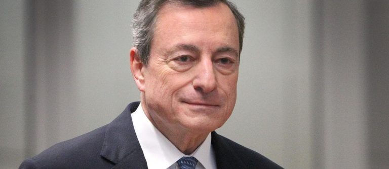 Germania, “Croce al Merito” a Mario Draghi  per gli otto anni alla guida della Banca Centrale europea