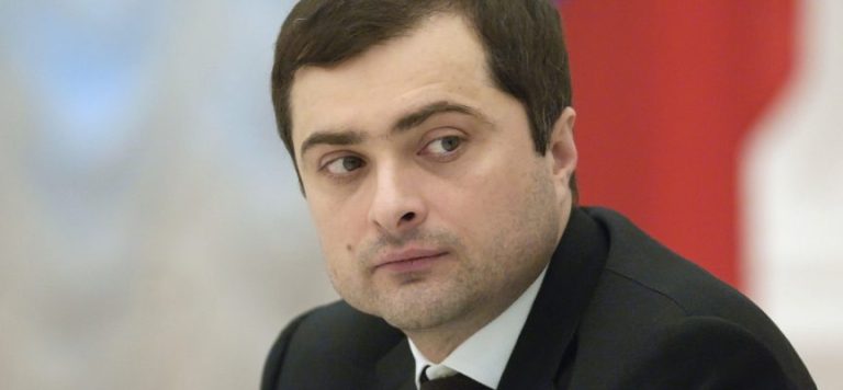 Russia, si è dimesso Vladislav Surkov, consigliere di Putin per i rapporti con l’Ucraina