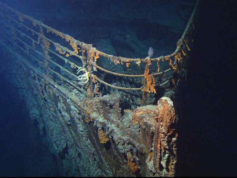 Oceano Atlantico: un sottomarino ha urtato il relitto del Titanic