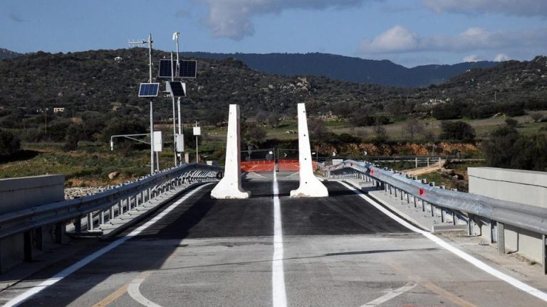 Sardegna, riaperto dopo sette anni il ponte di Oloè sulla provinciale Oliena-Dorgali