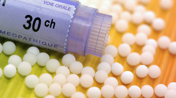 Salute, a Milano due ginecologhe applicano l’omeopatia per i disturbi del ciclo e della menopausa