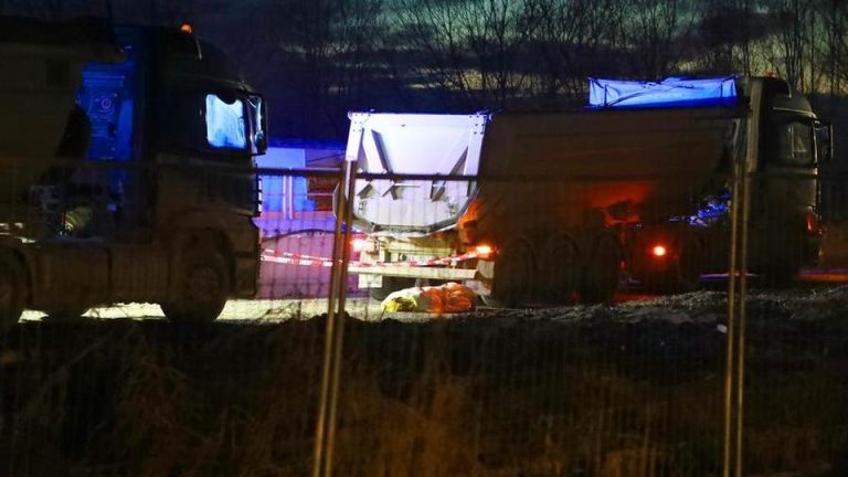 Piemonte, muore un operaio investito da un tir nella cava di Casalcermelli