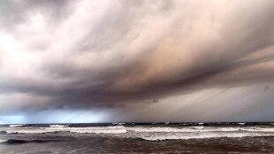 Meteo, allerta maltempo in varie regioni meridionali: intensi flussi di aria fredda