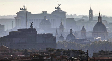 Smog, in 26 città italiane è emergenza inquinamento: tra cui Milano, Torino, Napoli e Roma