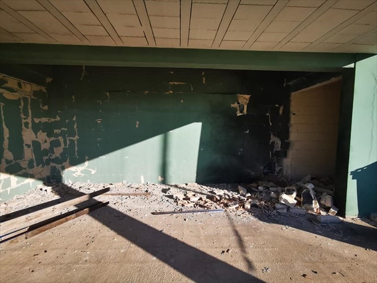 Cellamare (Bari) un ordigno esplosivo ha distrutto gli spogliatoi del centro sportivo