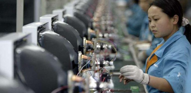 Cina, rallenta la produzione industriale nel 2019