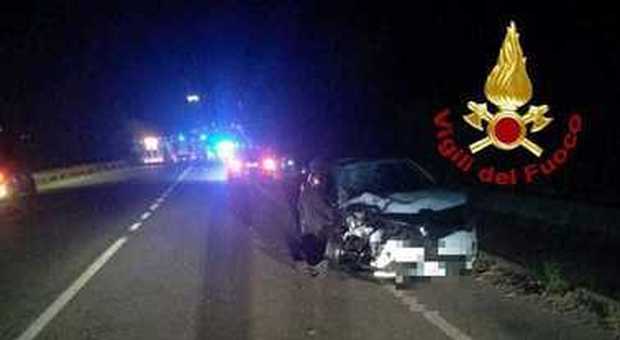 Locri (Reggio Calabria), investe e uccide un 15enne e fugge. Poi si costituisce ai carabinieri