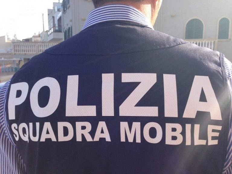 Vibo Valentia (Cosenza), arrestati due killer: dovevano uccidere una persona di un clan mafioso avversario