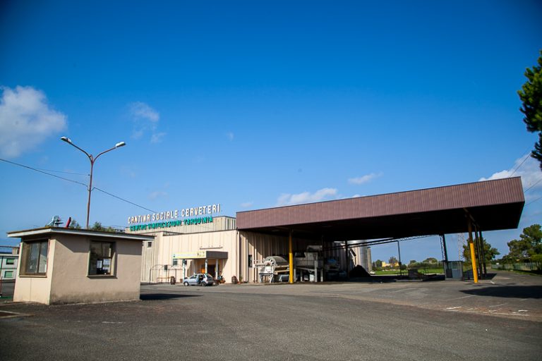 “Delibera di giunta per la Cantina Sociale. E’ un escamotage o edilizia contrattata?”