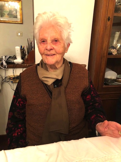 Buon compleanno ad Alessia Di Alessio decana della storica comunità abruzzese locale. La signora ha spento le sue 95 candeline