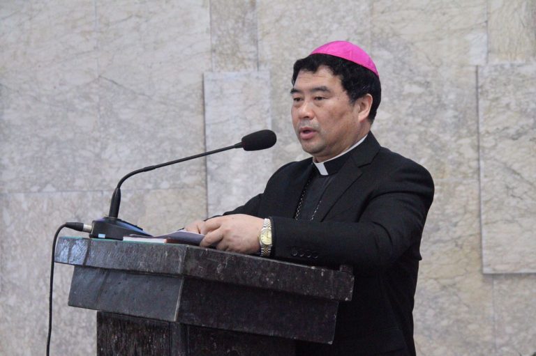 Cina, ordine di sfatto per il vescovo Vincenzo Guo Xijin