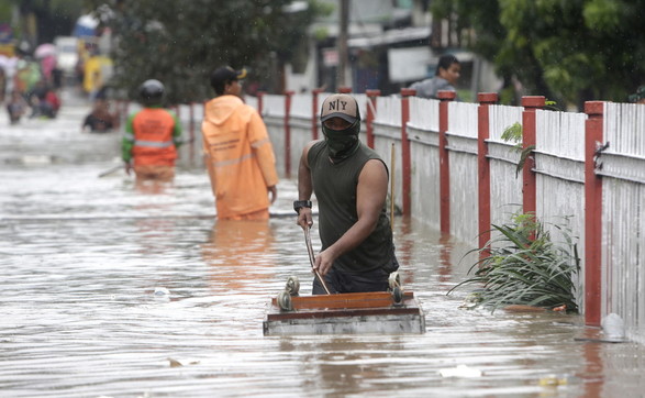 Indonesia, alluvione a Giakarta: morte 21 persone