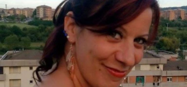 Valenza (Alessandria), i carabinieri hanno ritrovato il martello con cui è stato uccisa la maestra Ambra Pregnolato