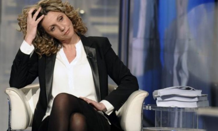 Rapporti tra M5S e il governo, parla Barbara Lezzi: “Il premier? E’ solo un mediatore, l’esecutivo deve trovare ancora una direzione”