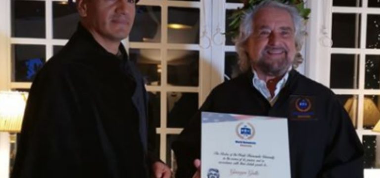 Laurea Honoris Causa in Antropologia per Beppe Grillo
