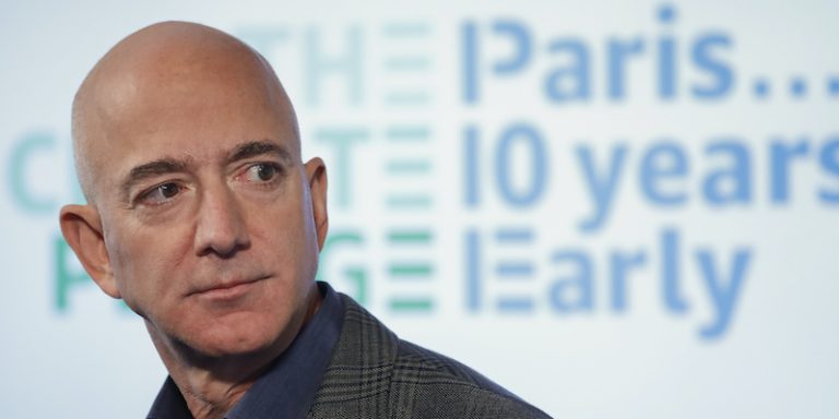Usa, secondo il “Guardian” il cellulare di Jeff Bezos sarebbe stato hackerato dai sauditi