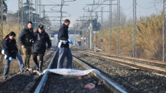 Un uomo è stato investito da un treno sulla linea Roma-Viterbo tra le stazioni di Bassano e Oriolo