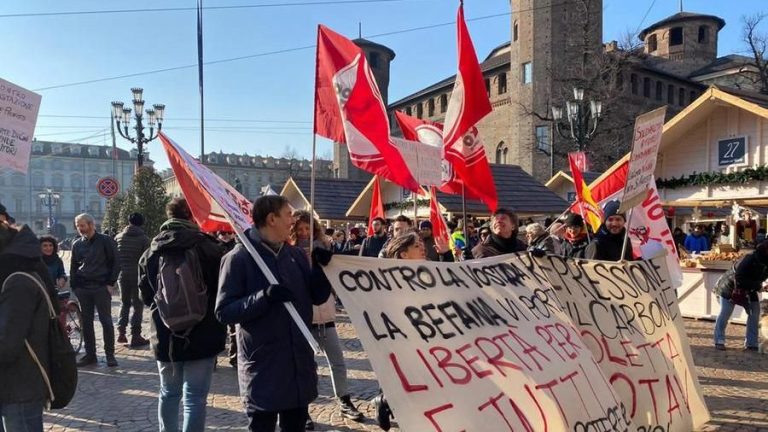 Torino, al via il corteo nazionale dei No Tav