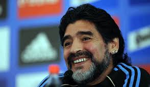 Calcio, per il Napoli in crisi arriva un messaggio da Maradona