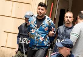 Roma, al maxi processo contro i Casamonica, parla il pentito Massimiliano Fazzari: “Nella Capitale nessuno si mette contro di loro, sono come la ‘ndrangheta”