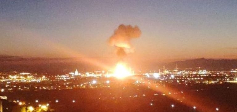 Spagna, esplosione in un impianto chimico in Catalogna: un morto e sei feriti