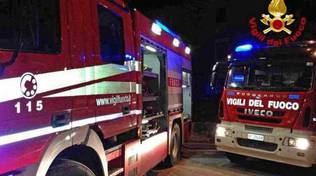 Esplode per una fuga di gas un villino di Cerveteri, ferito un vigile del fuoco