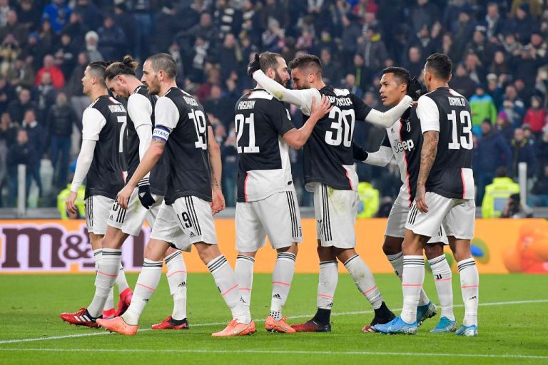 Calcio, in Coppa Italia la Roma travolta 3-1 dalla Juventus