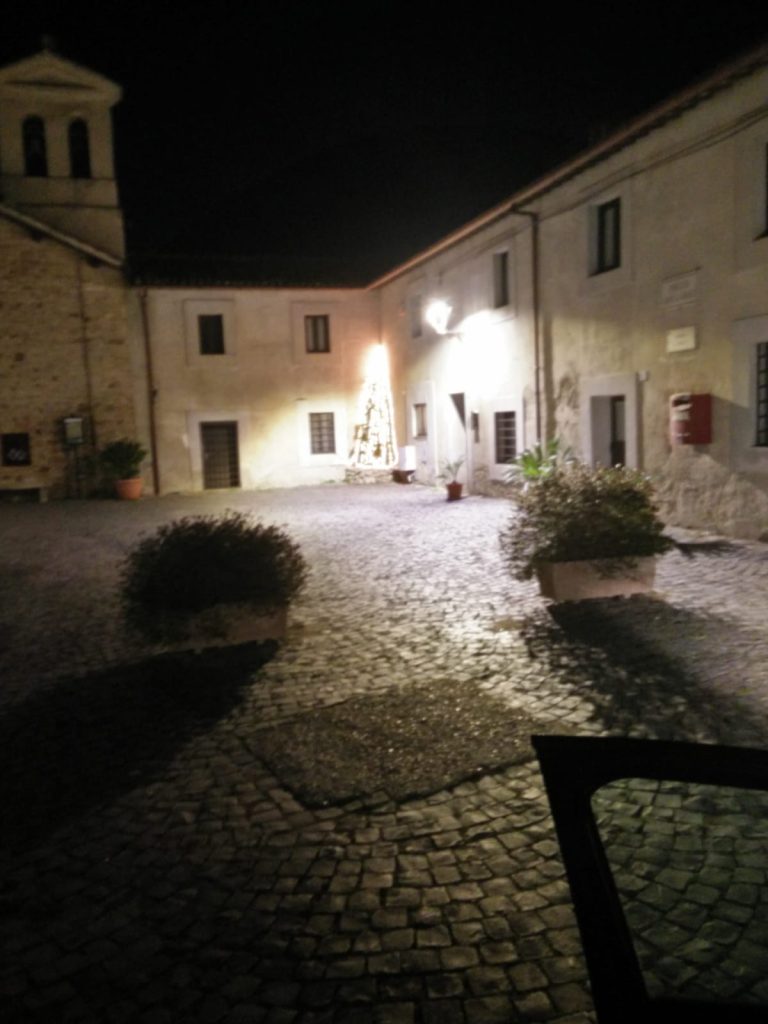 Pubblica illuminazione, lavori per Sasso, via Furbara Sasso, Piazza Santa Maria e Ceri