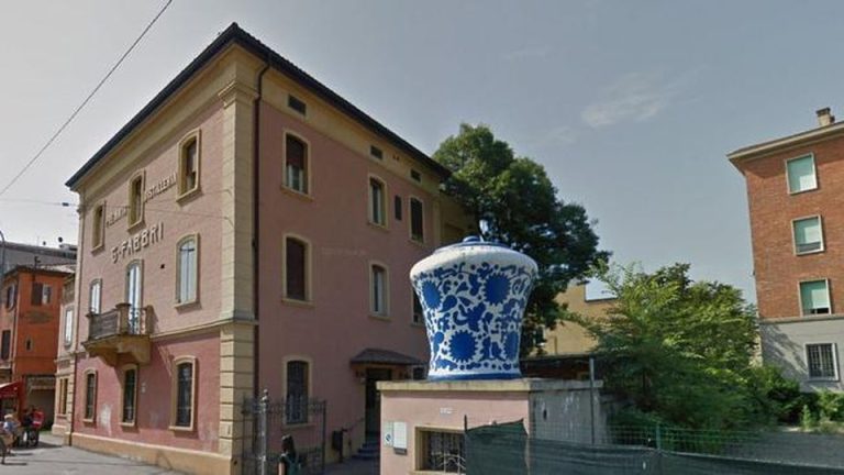 Anzola (Bologna), furto nello stabilimento Amarena Fabbri: fermato catanese di 27 anni