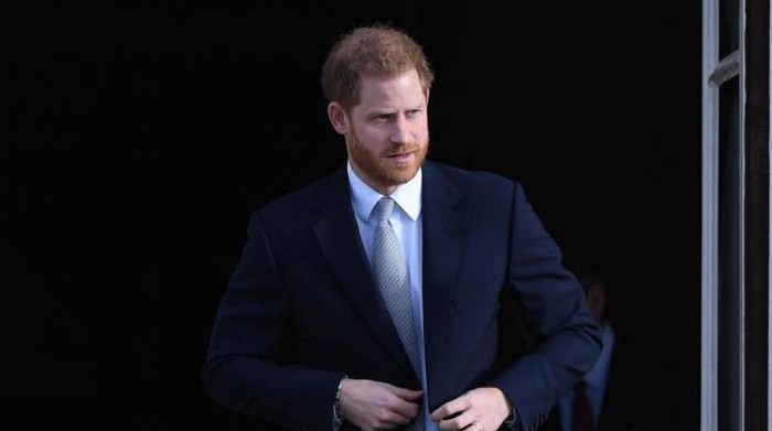 Il principe Harry è partito per il Canada per raggiungere la moglie Meghan