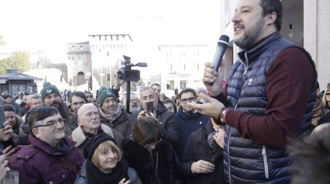 Governo, l’affondo di Matteo Salvini: “Fa pena come il Milan”