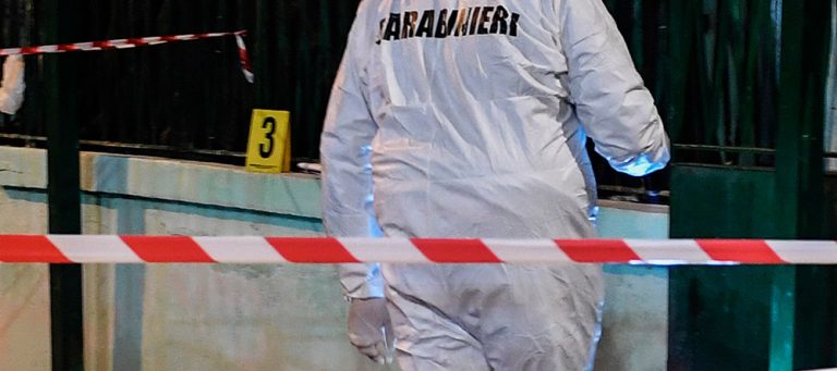 Mussomeli (Caltanissetta), 27enne uccide la compagna e la figlia e poi si toglie la vita