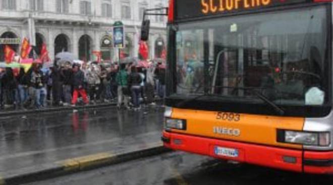 Roma, il 3 febbraio sciopero dei lavoratori Atac del sindacato Fast Slm