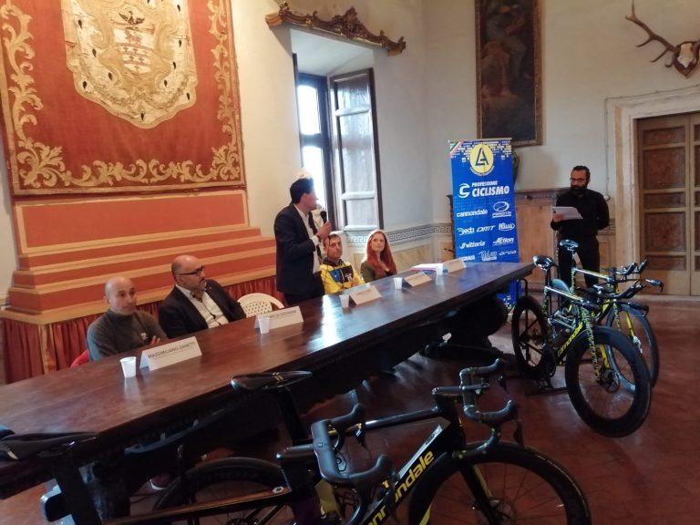 Al Castello Odescalchi presentato il “Team Ladispoli Triathlon”