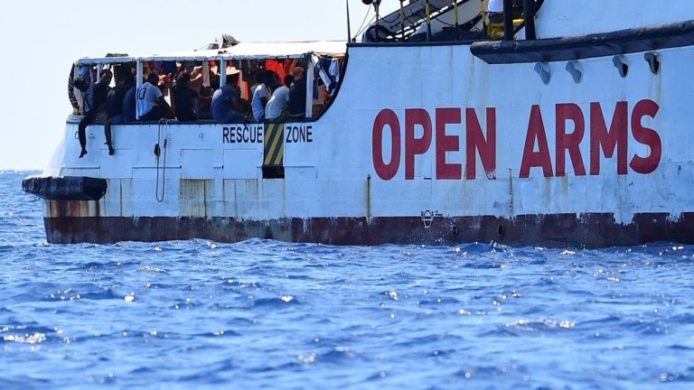 Senato, è slittata la richiesta di autorizzazione a procedere nei confronti di Matteo Salvini per la vicenda della nave Open Arms