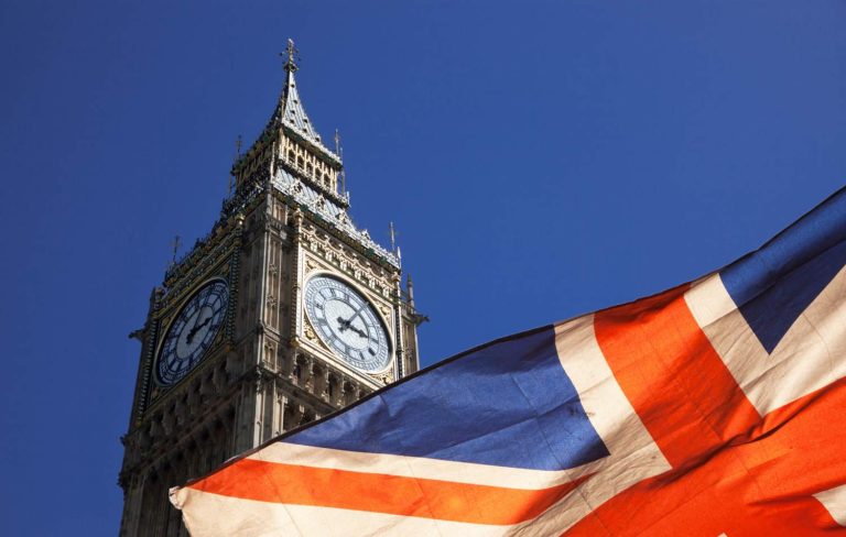 Brexit, ecco le nuove regole per i musicisti: dovranno richiedere un visto e pagare 244 sterline per esibirsi nel Paese