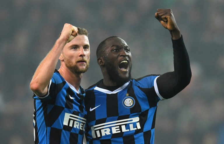 Calcio, l’Inter batte l’Udinese e rimane nella scia della capolista Juve