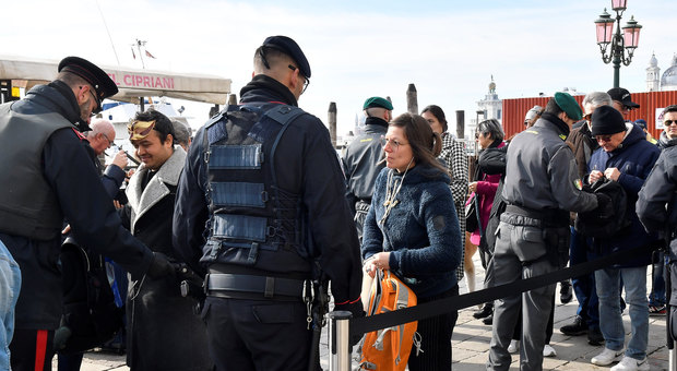 Venezia, sono entrati in funzione i nuovi sensori conta-persone in occasione del Carnevale