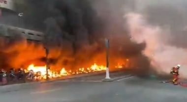 Parigi, domato l’incendio alle gare de Lyon