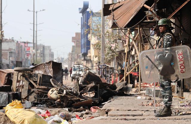 India, violenze a New Delhi: 39 le vittime e 350 i feriti