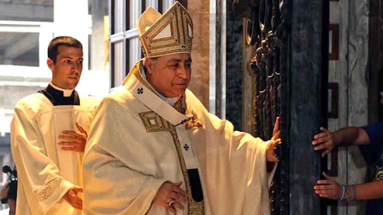 Napoli, è morto monsignor Andrea Mugione, Arcivescovo della diocesi di Benevento