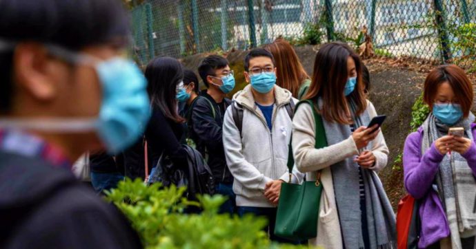 Coronavirus, le autorità cinesi hanno vietato gli assembramenti per cene, compleanni e ricevimenti