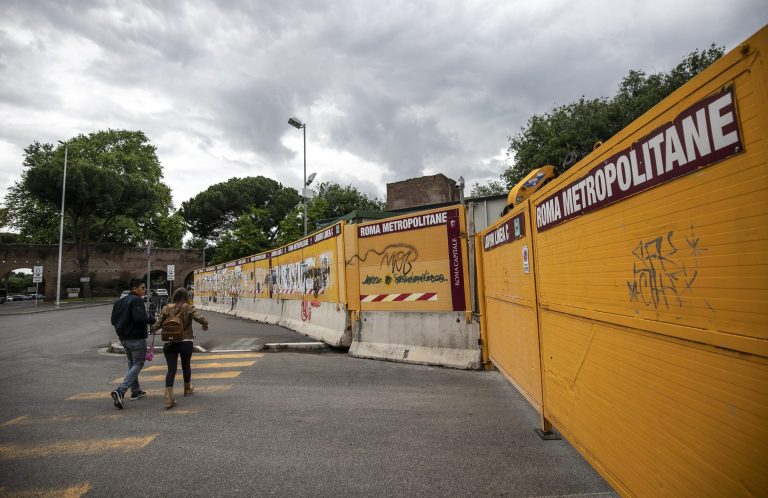 Roma, per la metro C di piazza Venezia ci saranno due o tre uscite